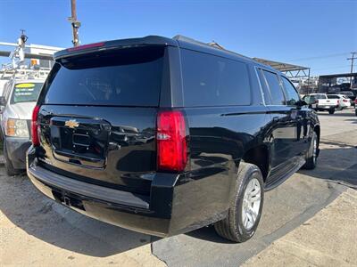 2020 Chevrolet Suburban LT   - Photo 8 - Riverside, CA 92508