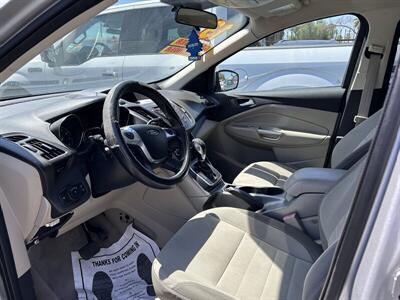 2013 Ford Escape SE   - Photo 10 - Riverside, CA 92508