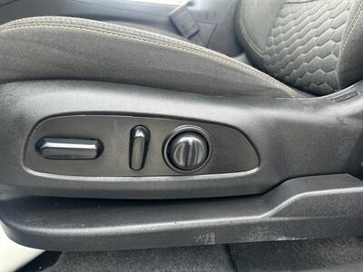 2020 Chevrolet Equinox LT   - Photo 70 - Riverside, CA 92508