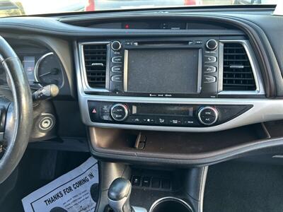 2018 Toyota Highlander LE Plus   - Photo 52 - Riverside, CA 92508