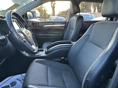 2018 Toyota Highlander LE Plus   - Photo 44 - Riverside, CA 92508
