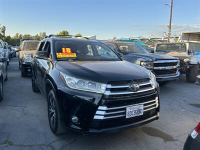 2018 Toyota Highlander LE Plus   - Photo 4 - Riverside, CA 92508