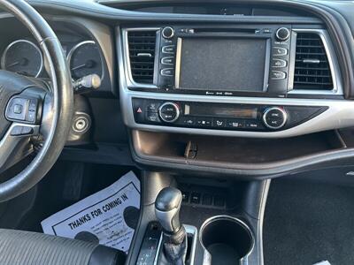 2018 Toyota Highlander LE Plus   - Photo 51 - Riverside, CA 92508