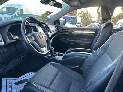 2018 Toyota Highlander LE Plus   - Photo 45 - Riverside, CA 92508
