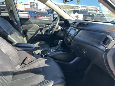 2020 Nissan Rogue SL   - Photo 29 - Riverside, CA 92508