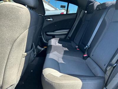 2022 Dodge Charger SXT   - Photo 10 - Riverside, CA 92508