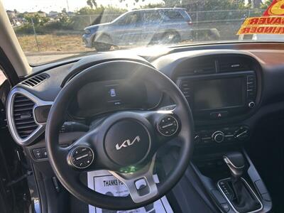 2023 Kia Soul LX   - Photo 40 - Riverside, CA 92508
