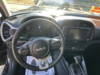 2023 Kia Soul LX   - Photo 7 - Riverside, CA 92508