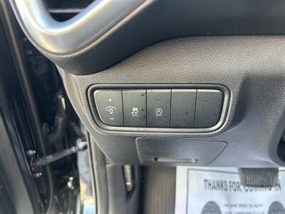 2023 Kia Soul LX   - Photo 33 - Riverside, CA 92508