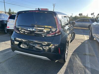 2023 Kia Soul LX   - Photo 27 - Riverside, CA 92508