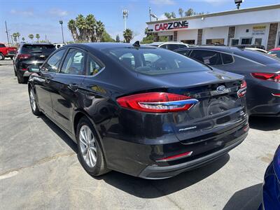 2020 Ford Fusion Hybrid SE   - Photo 8 - Riverside, CA 92508