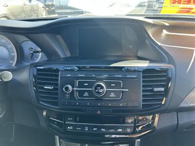 2017 Honda Accord Sport Special Edition   - Photo 14 - Riverside, CA 92508