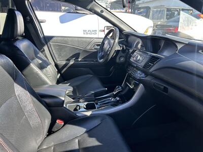 2017 Honda Accord Sport Special Edition   - Photo 10 - Riverside, CA 92508