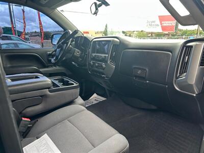 2018 Chevrolet Silverado 1500 LT   - Photo 12 - Riverside, CA 92508