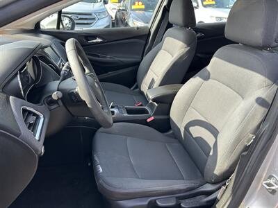 2018 Chevrolet Cruze LT Auto   - Photo 17 - Riverside, CA 92508