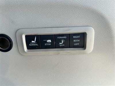 2018 Chrysler Pacifica Limited - Photo 27 - Riverside, CA 92508
