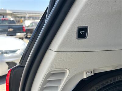 2018 Chrysler Pacifica Limited - Photo 26 - Riverside, CA 92508