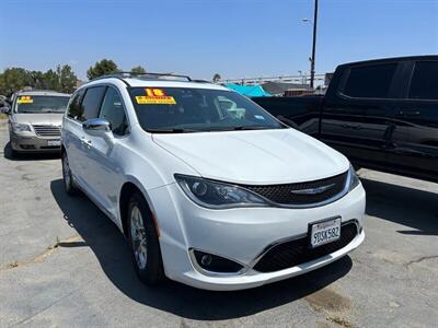 2018 Chrysler Pacifica Limited   - Photo 64 - Riverside, CA 92508