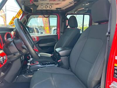 2022 Jeep Gladiator Sport   - Photo 13 - Riverside, CA 92508