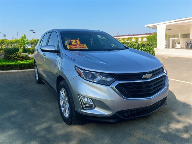 2021 Chevrolet Equinox LT's photo