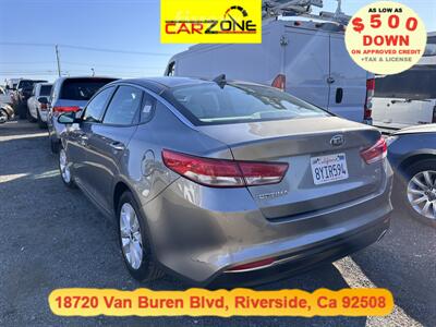 2018 Kia Optima EX   - Photo 8 - Riverside, CA 92508