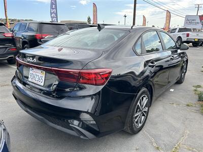2023 Kia Forte LXS   - Photo 7 - Riverside, CA 92508