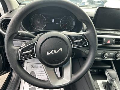 2023 Kia Forte LXS   - Photo 27 - Riverside, CA 92508