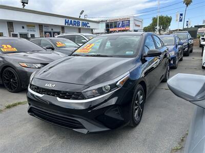 2023 Kia Forte LXS   - Photo 6 - Riverside, CA 92508