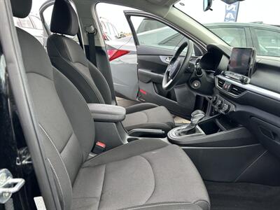 2023 Kia Forte LXS   - Photo 21 - Riverside, CA 92508