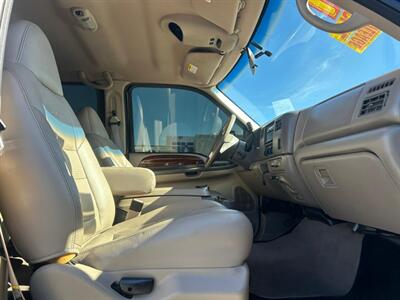 2001 Ford F-250 Lariat - Photo 12 - Riverside, CA 92508