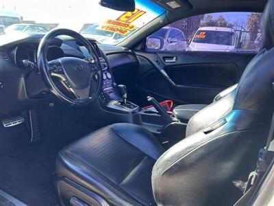 2013 Hyundai Genesis Coupe 3.8 R-Spec   - Photo 30 - Riverside, CA 92508