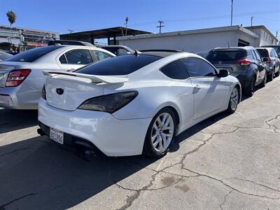 2013 Hyundai Genesis Coupe 3.8 R-Spec   - Photo 17 - Riverside, CA 92508
