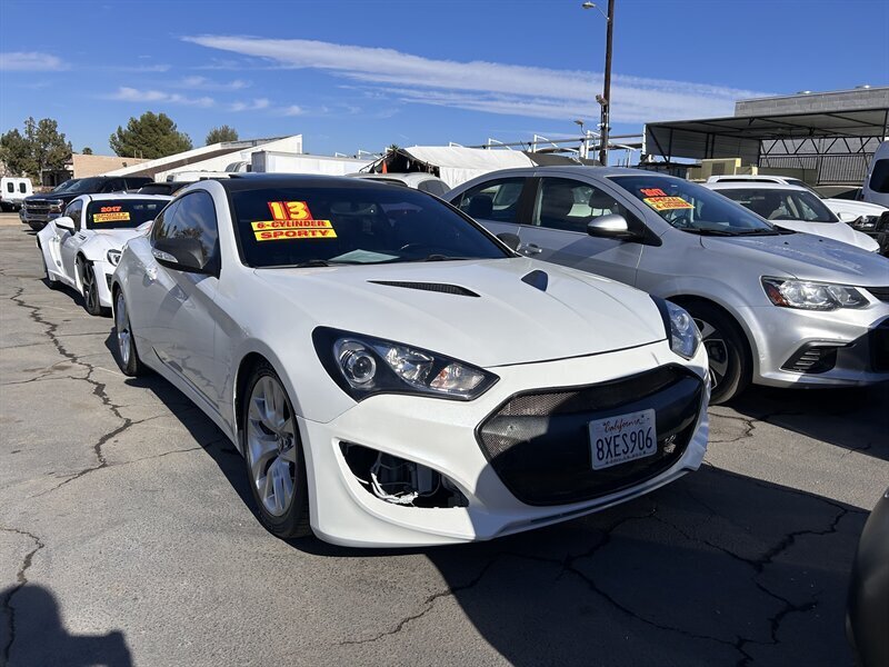 2013 Hyundai Genesis Coupe 3.8 R-Spec - Photo 1 - Riverside, CA 92508