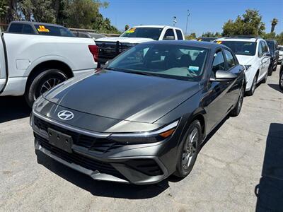 2024 Hyundai ELANTRA SEL   - Photo 7 - Riverside, CA 92508