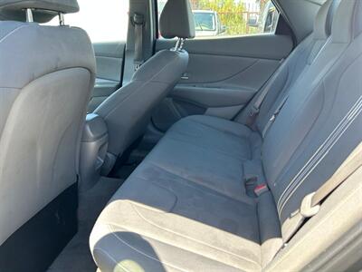 2024 Hyundai ELANTRA SEL   - Photo 10 - Riverside, CA 92508