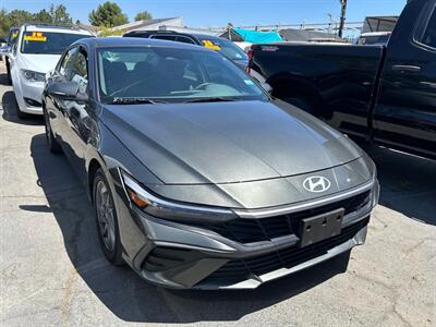 2024 Hyundai ELANTRA SEL   - Photo 9 - Riverside, CA 92508