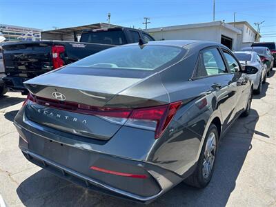 2024 Hyundai ELANTRA SEL   - Photo 18 - Riverside, CA 92508