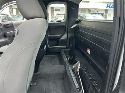 2017 Toyota Tacoma SR5   - Photo 17 - Riverside, CA 92508