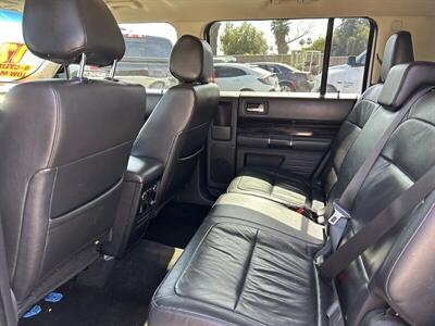 2017 Ford Flex SEL   - Photo 79 - Riverside, CA 92508