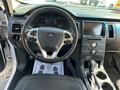 2017 Ford Flex SEL   - Photo 29 - Riverside, CA 92508