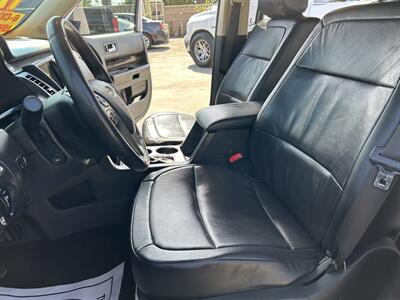 2017 Ford Flex SEL   - Photo 24 - Riverside, CA 92508