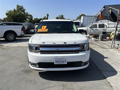 2017 Ford Flex SEL   - Photo 39 - Riverside, CA 92508