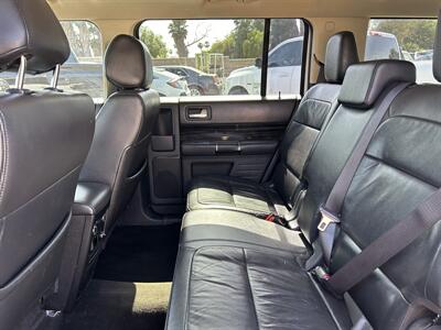 2017 Ford Flex SEL   - Photo 15 - Riverside, CA 92508