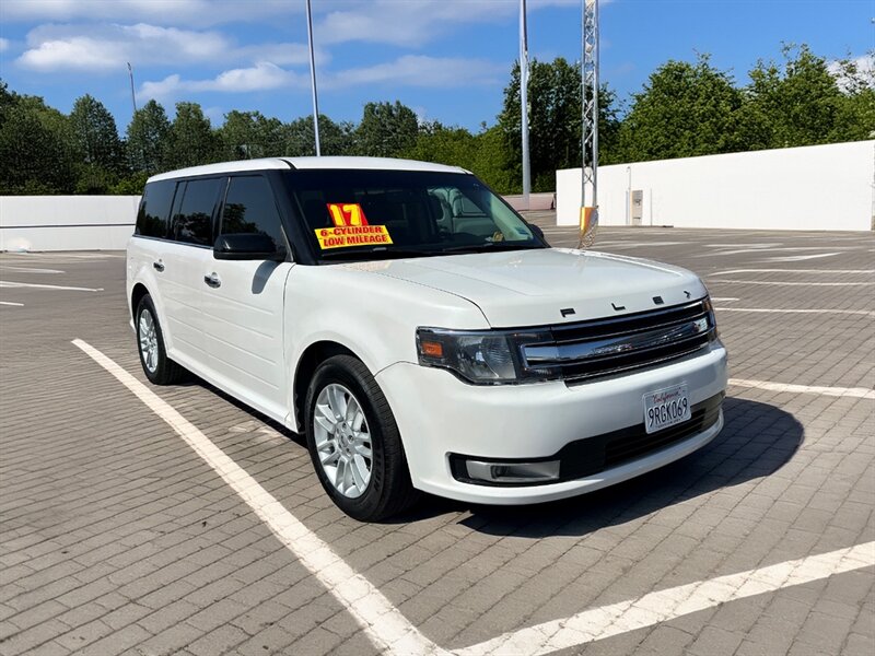 2017 Ford Flex SEL - Photo 1 - Riverside, CA 92508