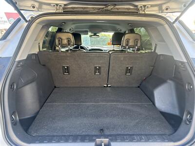 2019 GMC Terrain SLT   - Photo 13 - Riverside, CA 92508