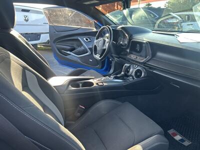 2017 Chevrolet Camaro LT   - Photo 57 - Riverside, CA 92508