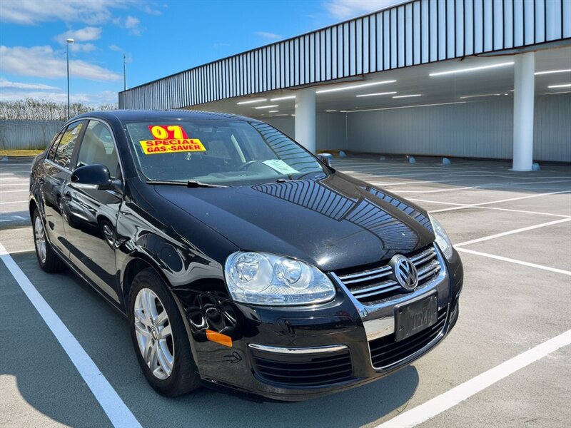 Reflex Silver Metallic 2007 Volkswagen Jetta 2.5L Sedan Front-Wheel Drive Automatic