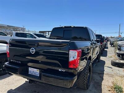2021 Nissan Titan SV - Photo 44 - Riverside, CA 92508