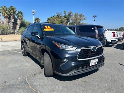 2020 Toyota Highlander Hybrid XLE - Photo 2 - Riverside, CA 92508