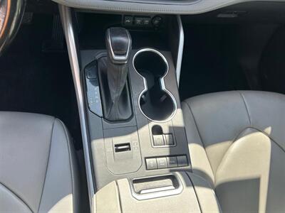 2020 Toyota Highlander Hybrid XLE - Photo 37 - Riverside, CA 92508